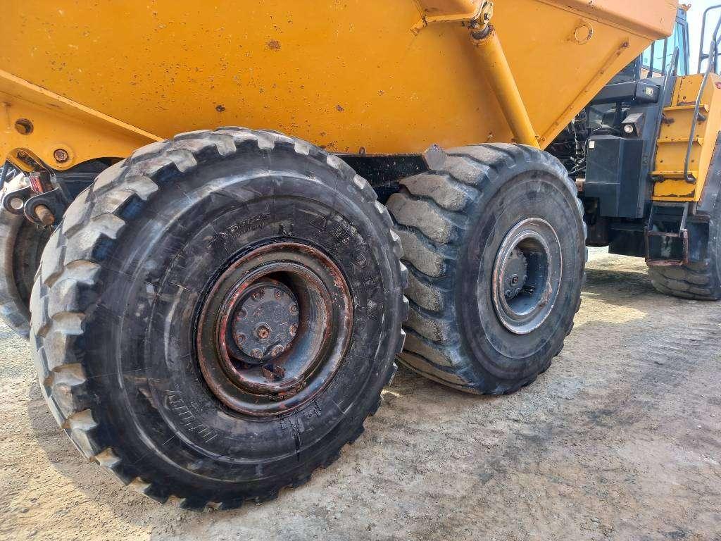 Komatsu HM400-3R (4 units available for sale in Abu Dhabi) Foto 11