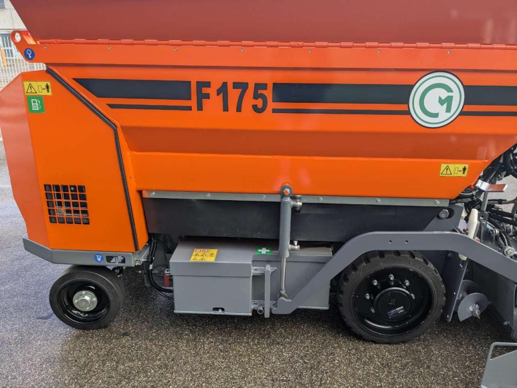 CM F175 Foto 10