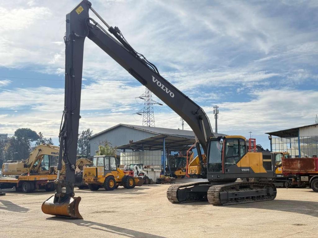 Volvo EC220ELR Foto 2