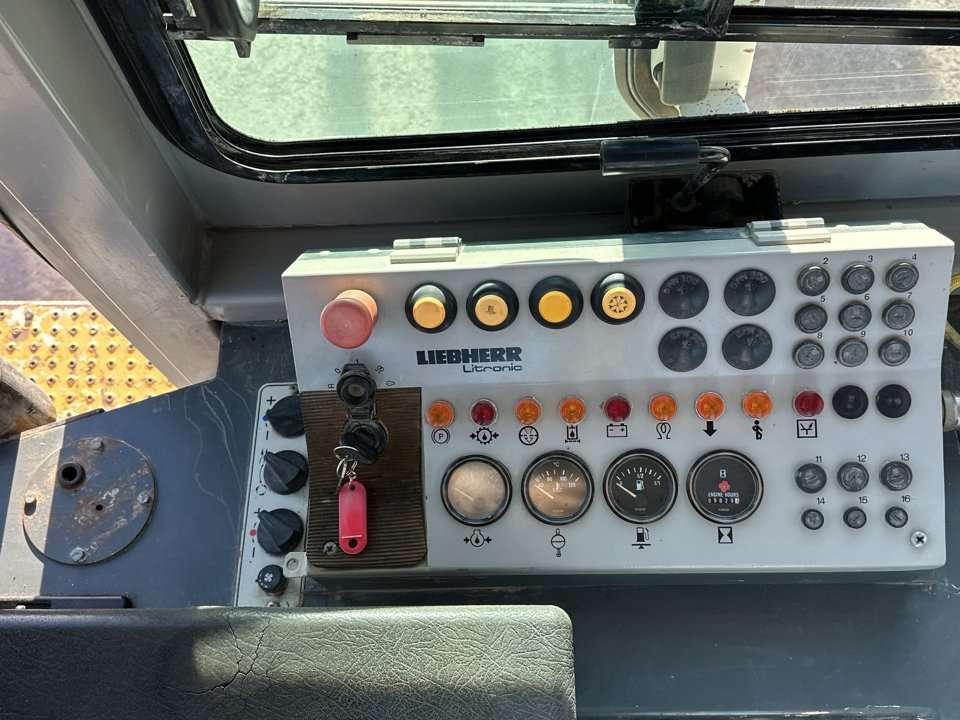 Liebherr LR 632 Foto 10