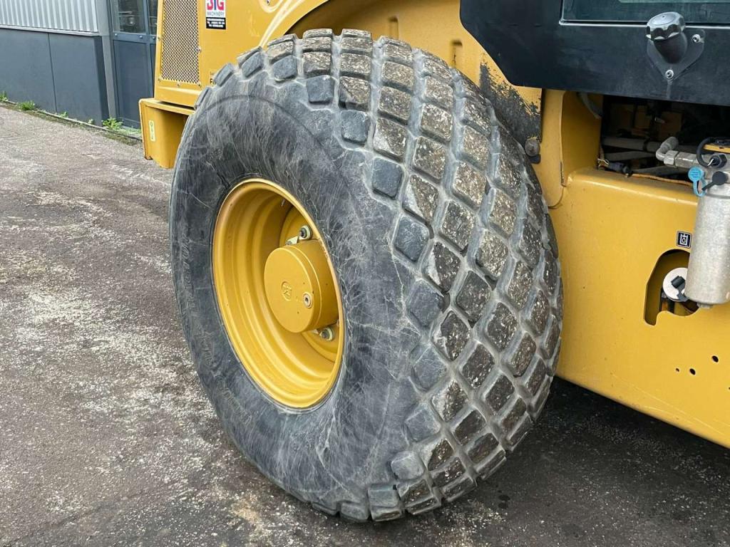 Caterpillar CS66B Foto 15