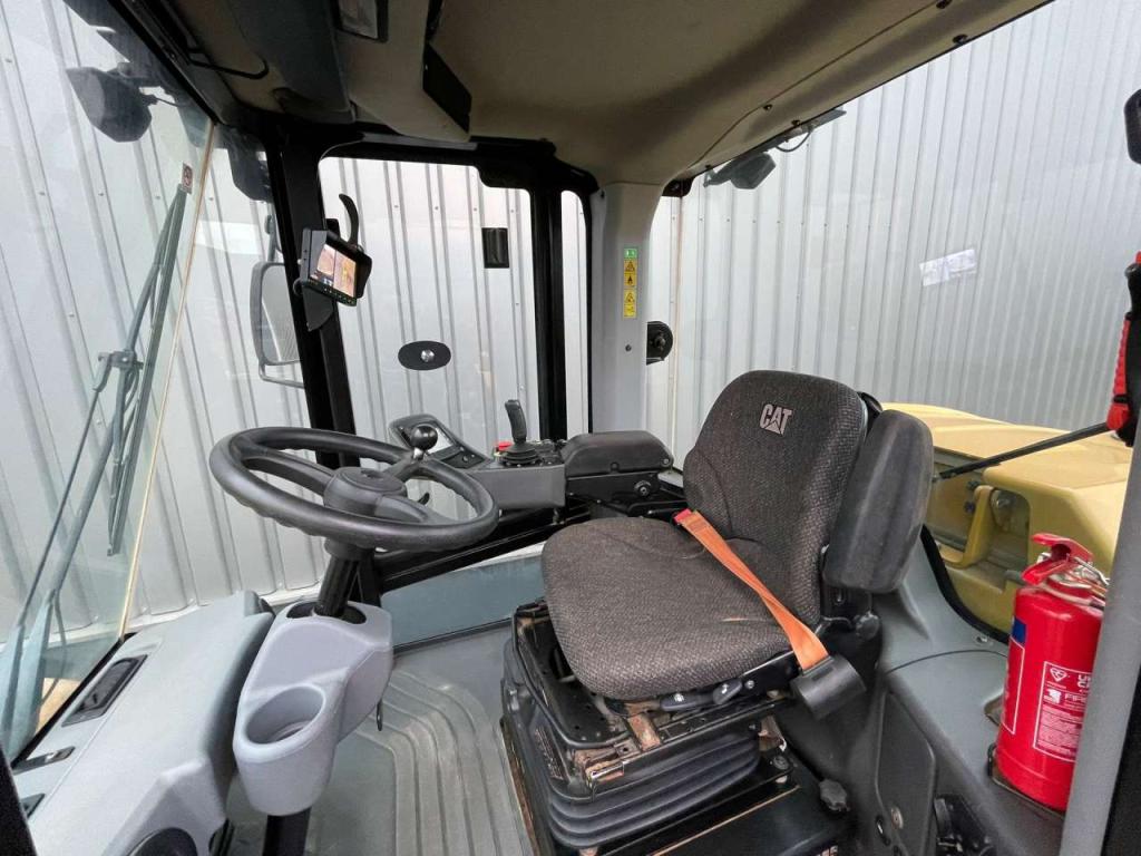 Caterpillar CS66B Foto 19