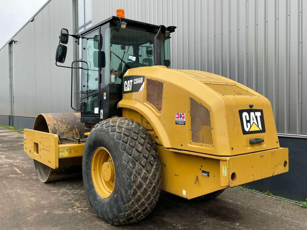 Caterpillar CS66B Foto 3
