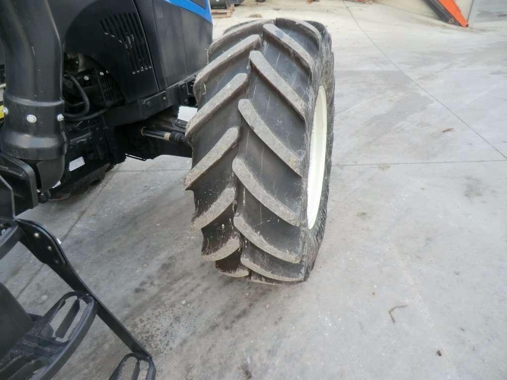 New Holland T595 Foto 6
