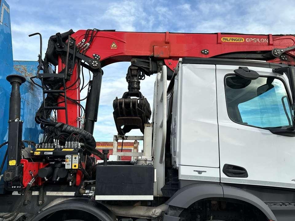 Mercedes-Benz 4145  8x4 Foto 4