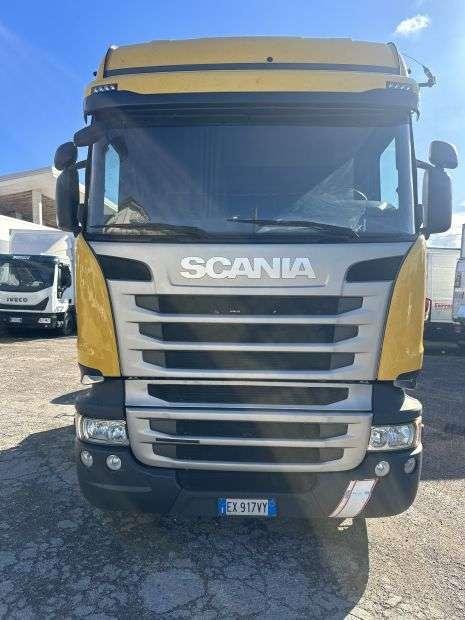 Scania 490 Foto 2