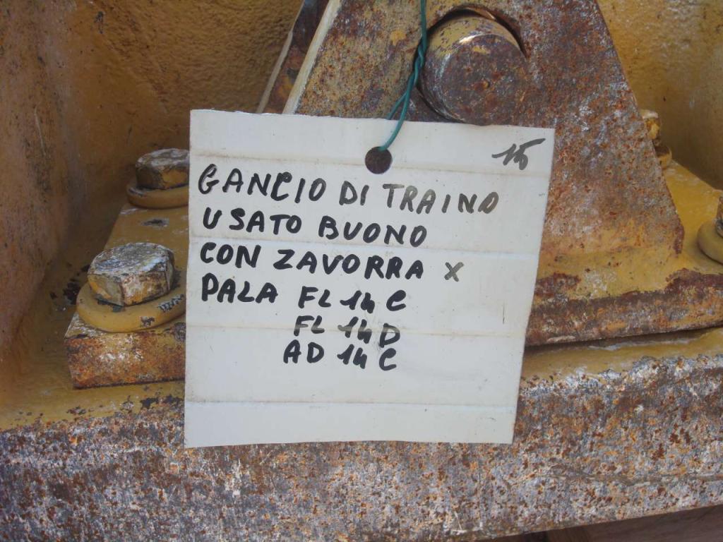 Gancio di traino per Fiat Allis FL14C e FL14D e AD14C Foto 2