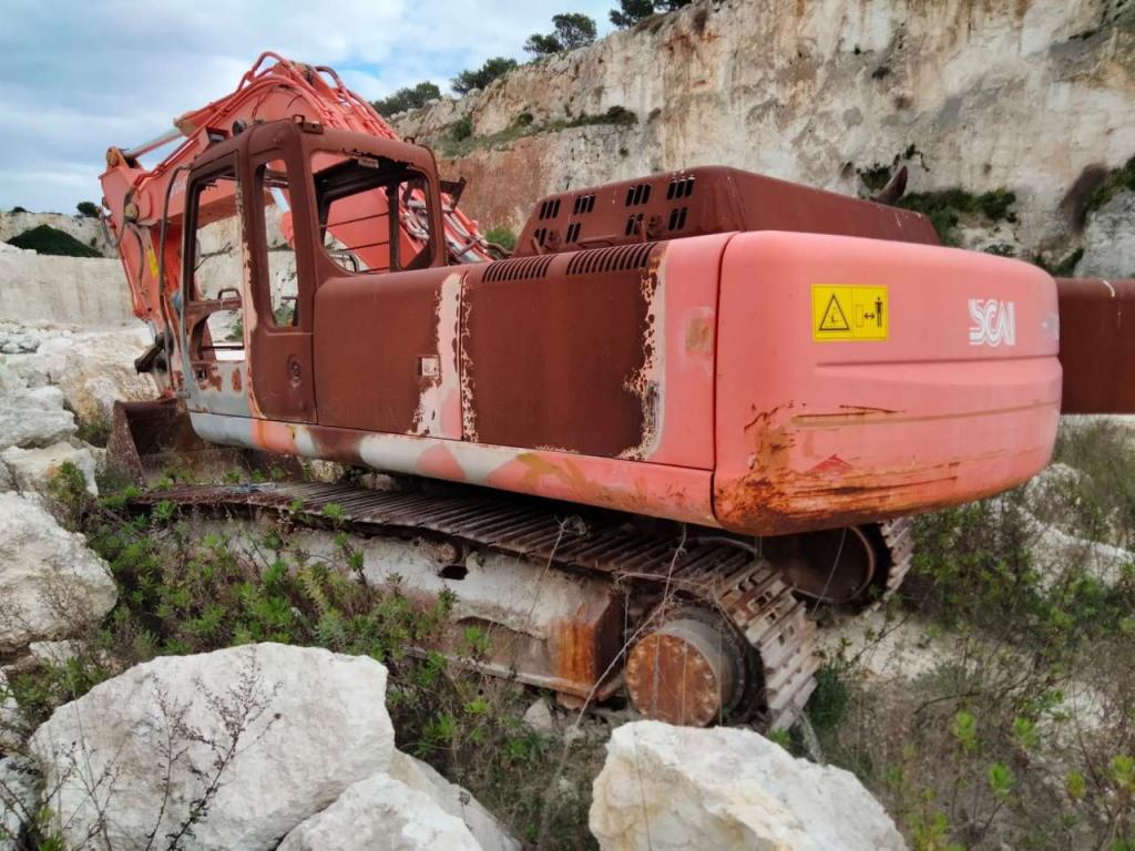Hitachi ZX350LCN Foto 3