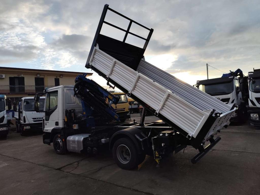 Iveco EUROCARGO 80-210 Foto 3