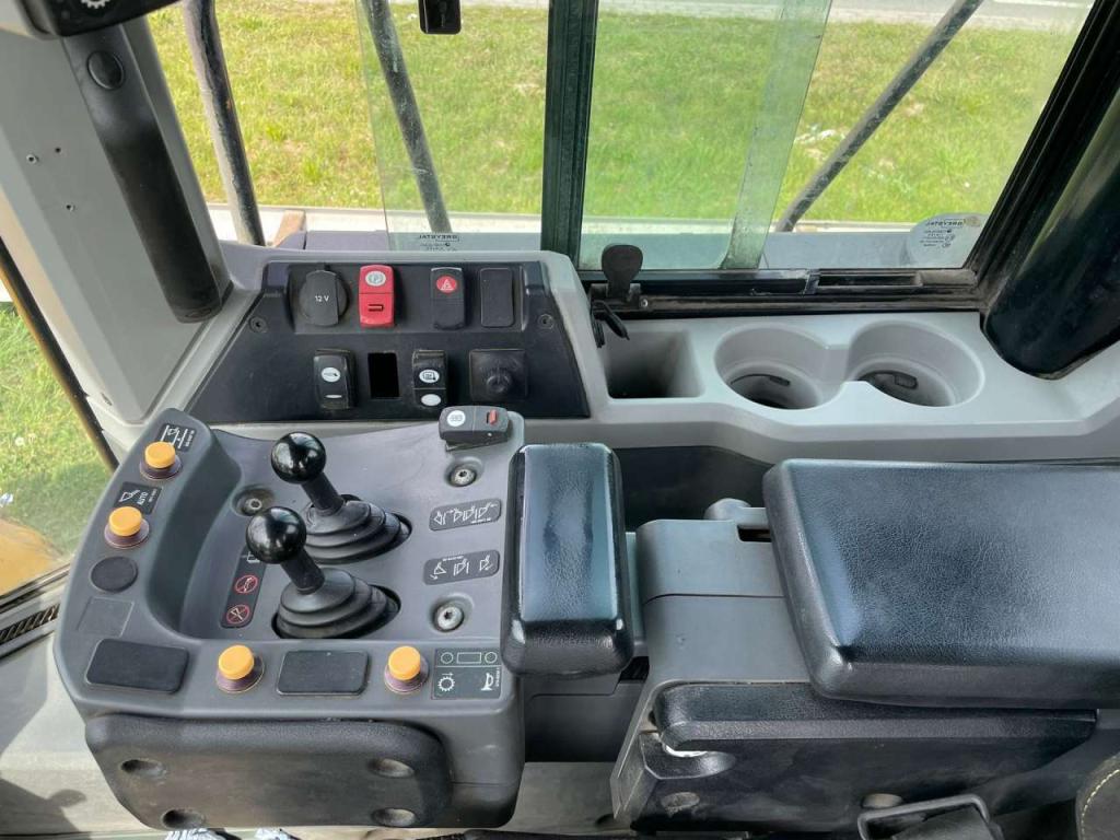 Caterpillar 966M Foto 17