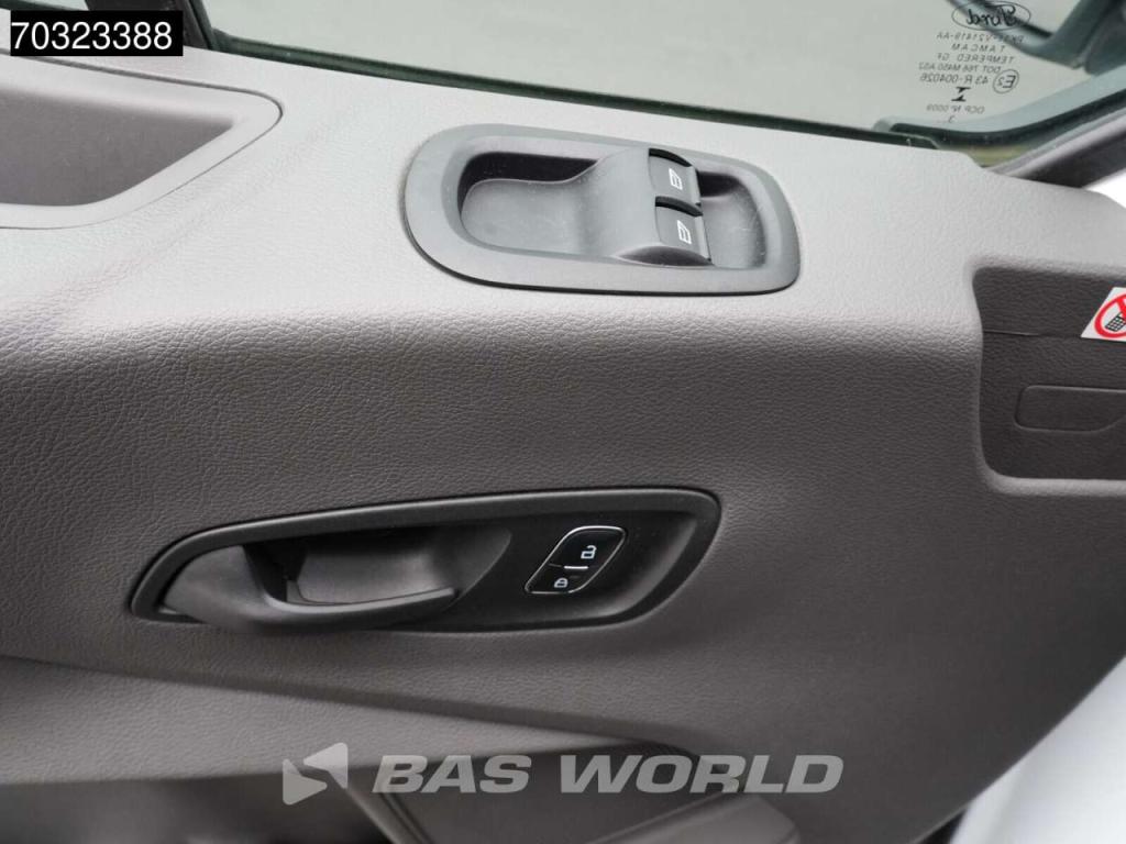 Ford Transit 130pk L2H2 Airco Cruise Parkeersensoren v+a Euro6 L2 Airco Cruise control Foto 17