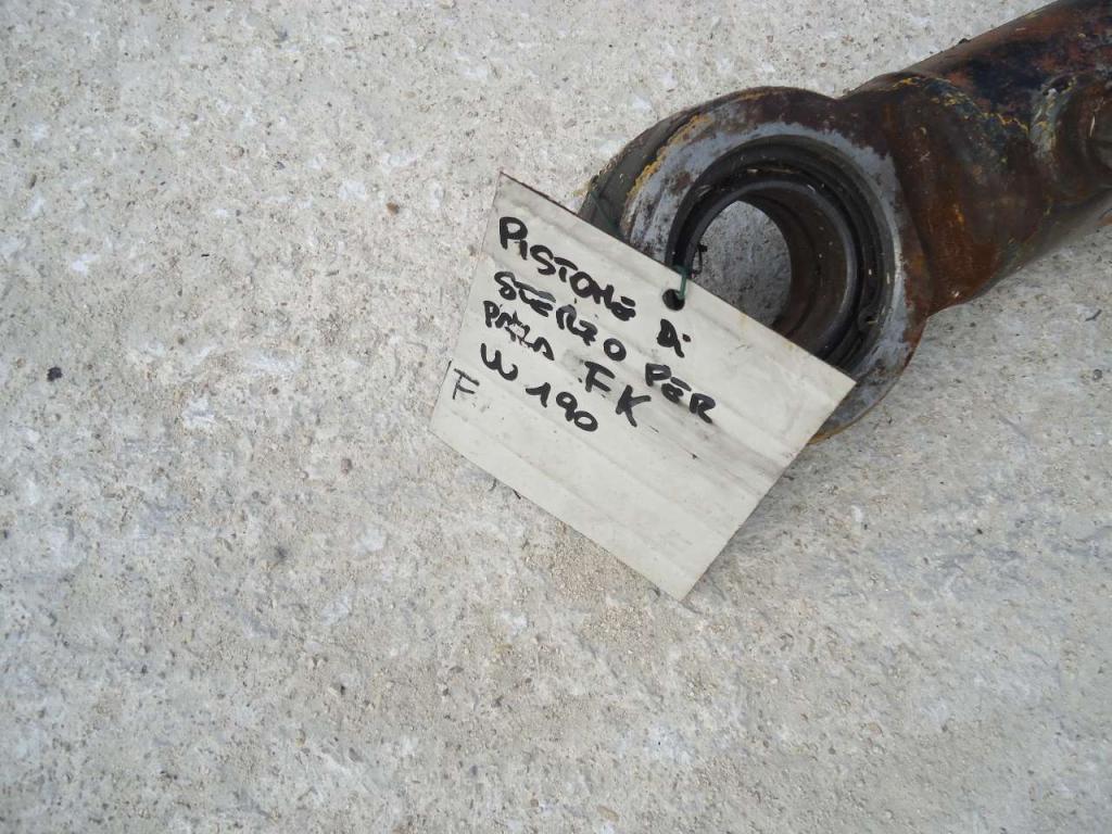 Pistone di sterzo per Fiat Kobelco W190 Foto 5