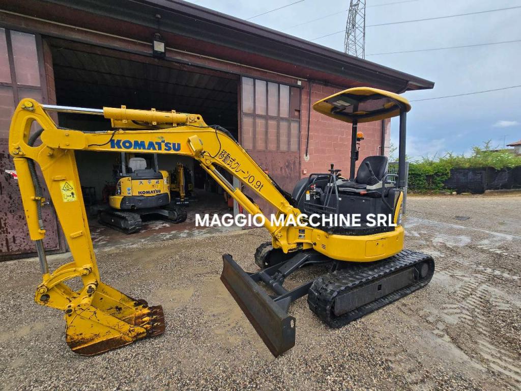 Komatsu PC30 MR-3 Foto 3