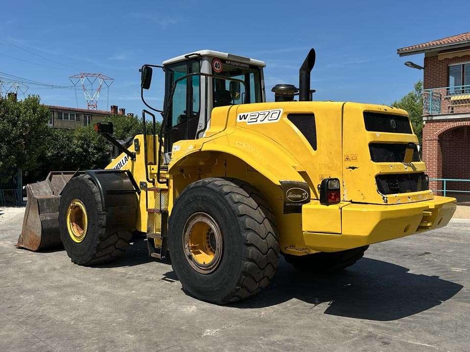 New Holland W270 Foto 3