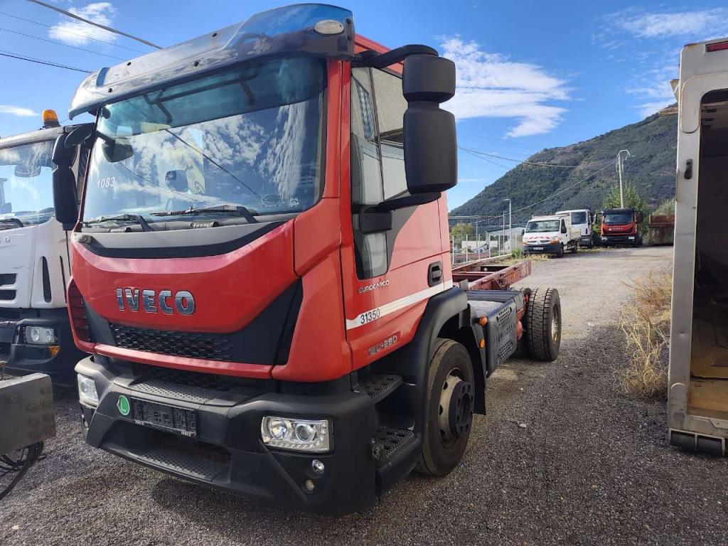 Iveco EUROCARGO 150-280 Foto 17