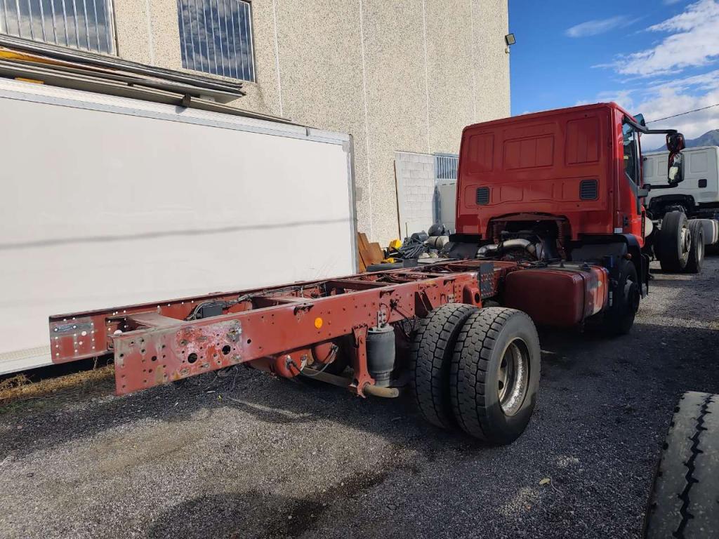 Iveco EUROCARGO 150-280 Foto 3