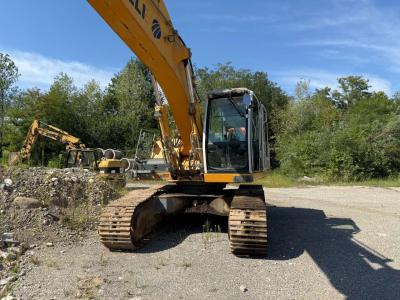 Liebherr R934C Litronic in vendita da PA.DO. S.r.l.