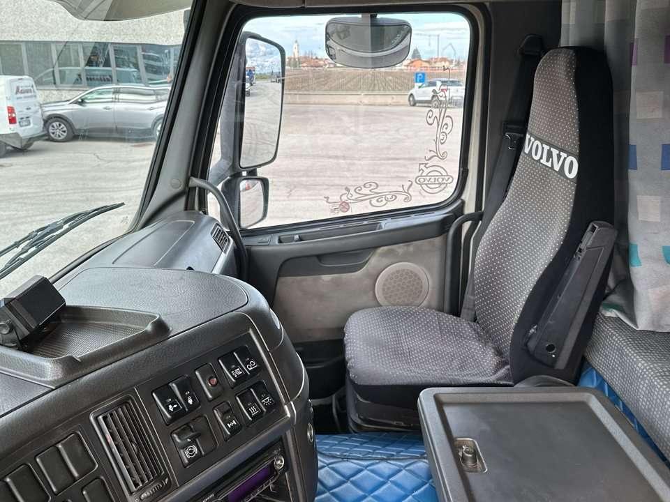 Volvo FM 9 4x2 Foto 13