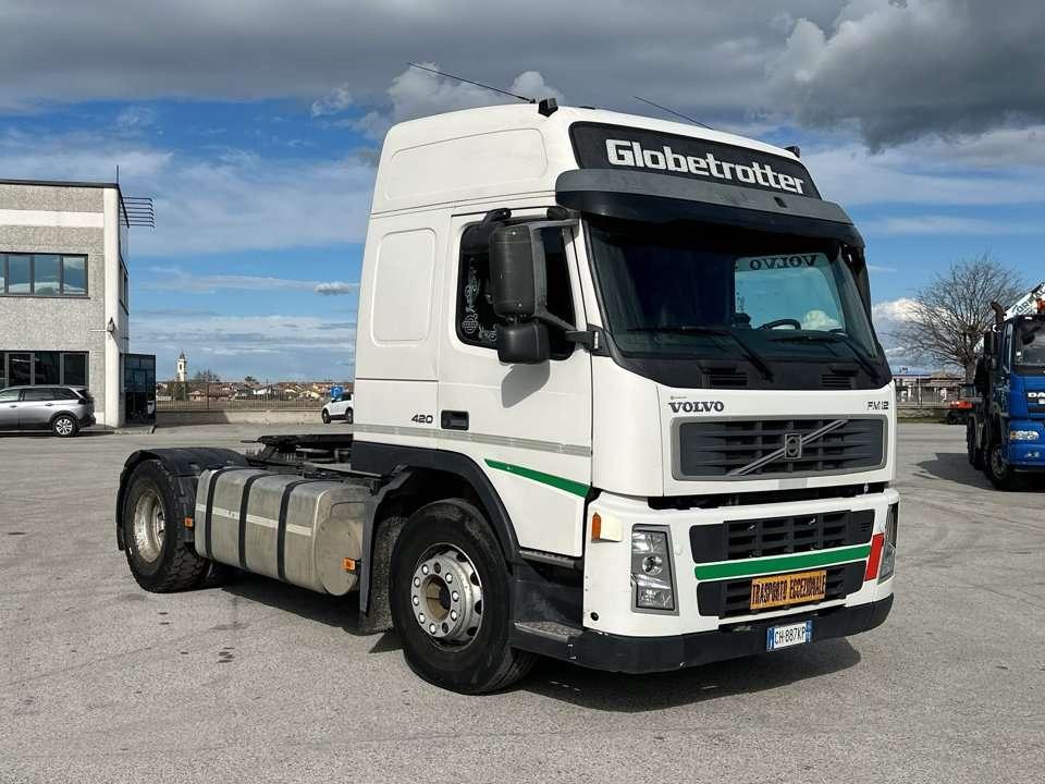 Volvo FM 9 4x2 Foto 17