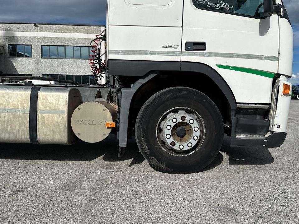 Volvo FM 9 4x2 Foto 6