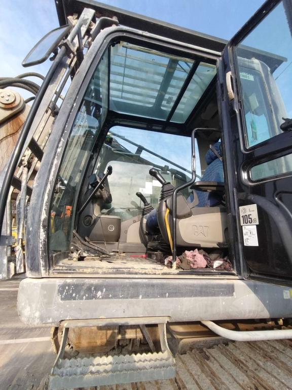 Caterpillar 330 DL Foto 3