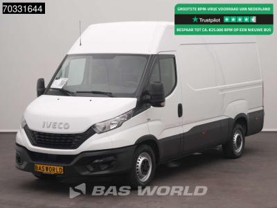 Iveco Daily 35S14 L2H2 Airco Cruise 3500kg trekgewicht Euro6 3520L Airco Cruise control in vendita da BAS World B.V.