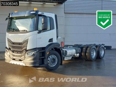Iveco X-Way 360 6X2 NEW! Chassis Lifting axle ACC Euro 6 in vendita da BAS World B.V.