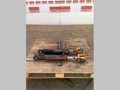 Pistone di sterzo per Caterpillar 924G in vendita da Massucco T. Srl Area Ricambi