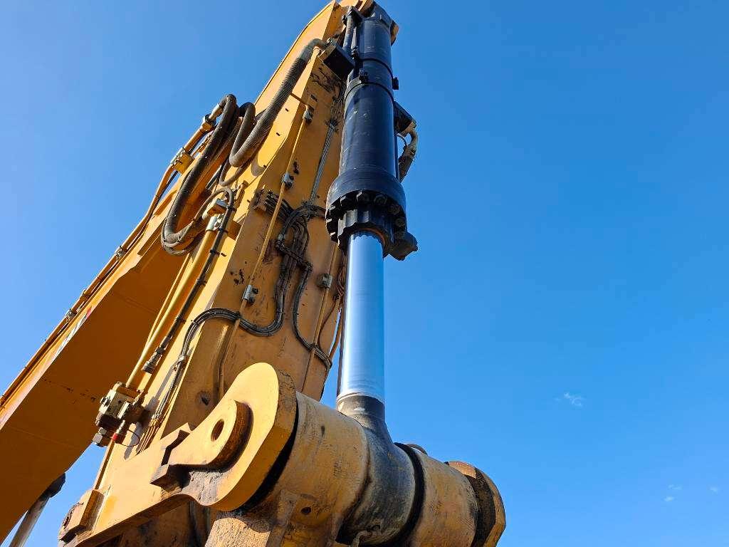 Caterpillar 395 Foto 24
