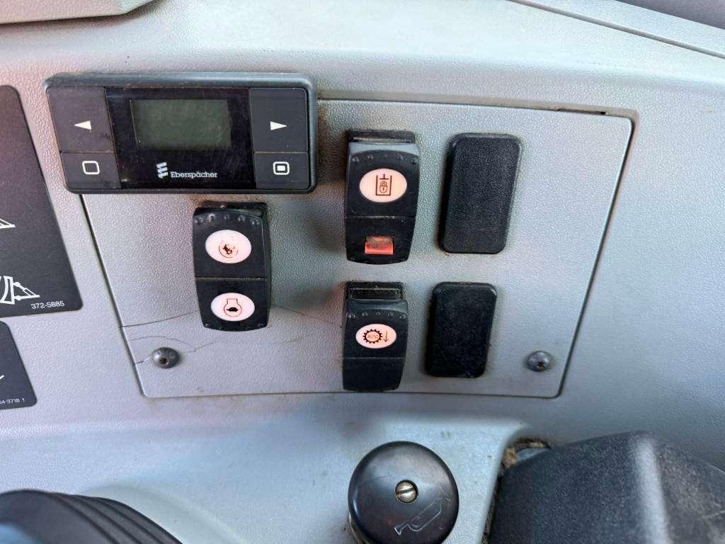 CAT D8T LGP - GERMAN / Top Condition! Foto 16