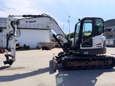 Bobcat E80 Foto 1