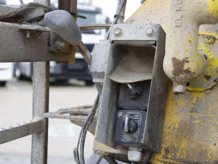 DEBUF BETON MIXER - 12M³ Foto 7