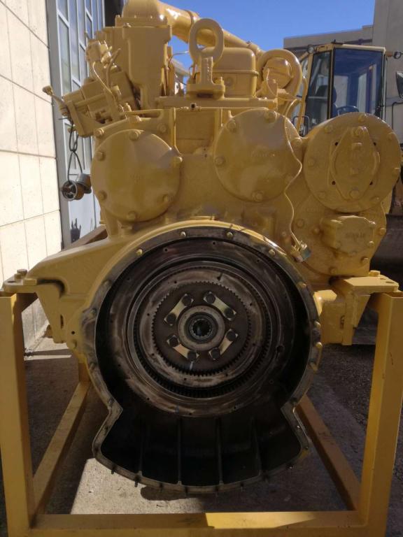 Caterpillar D353 Foto 3