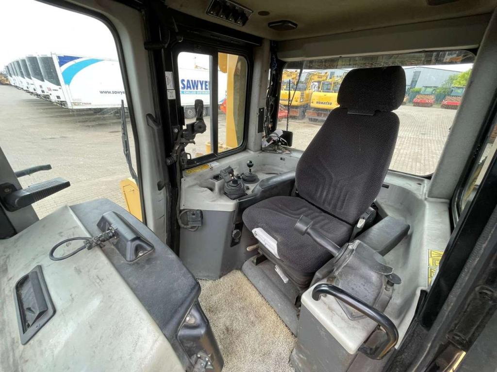 Caterpillar D6T LGP Foto 19