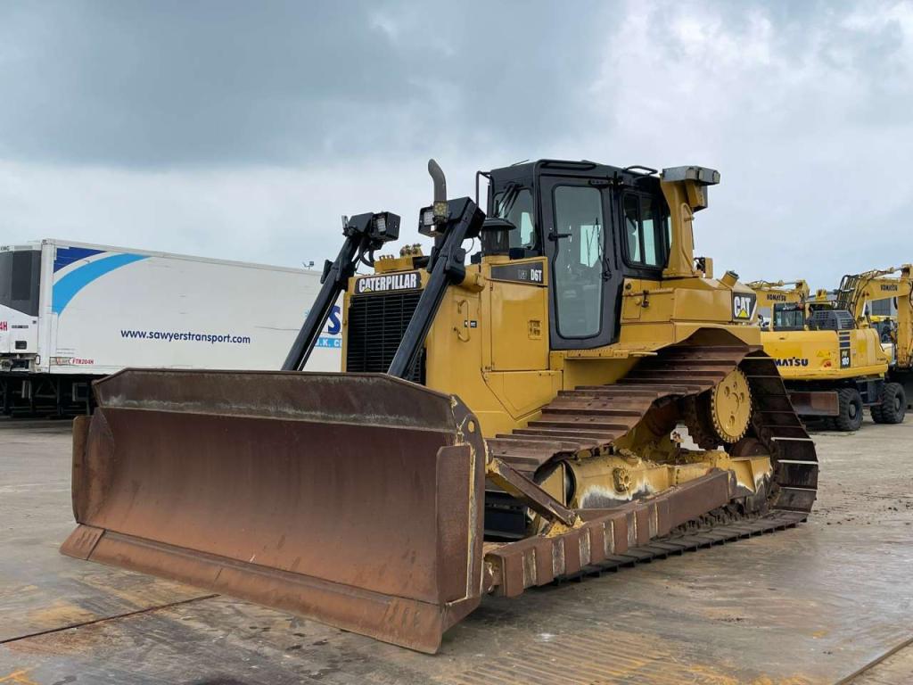 Caterpillar D6T LGP Foto 2