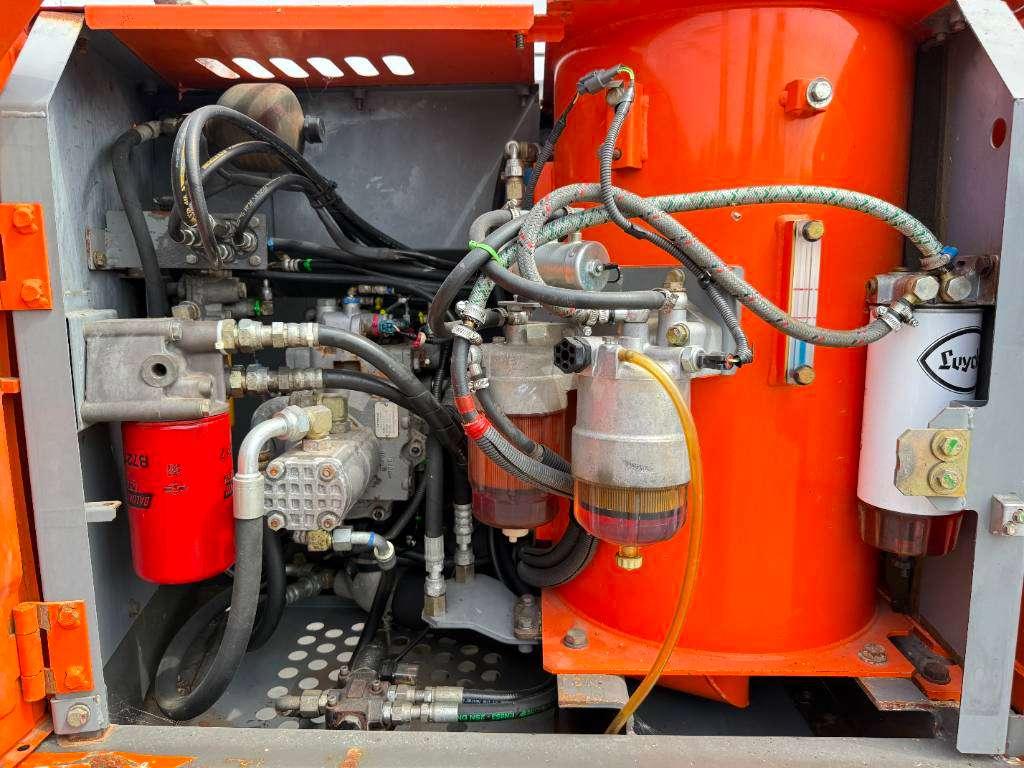 Hitachi ZX110-3 - Hammer Lines / Quick Coupler Foto 27