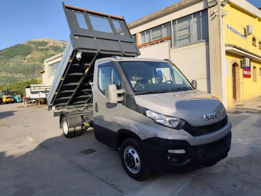 Iveco DAILY 35-130 Foto 14