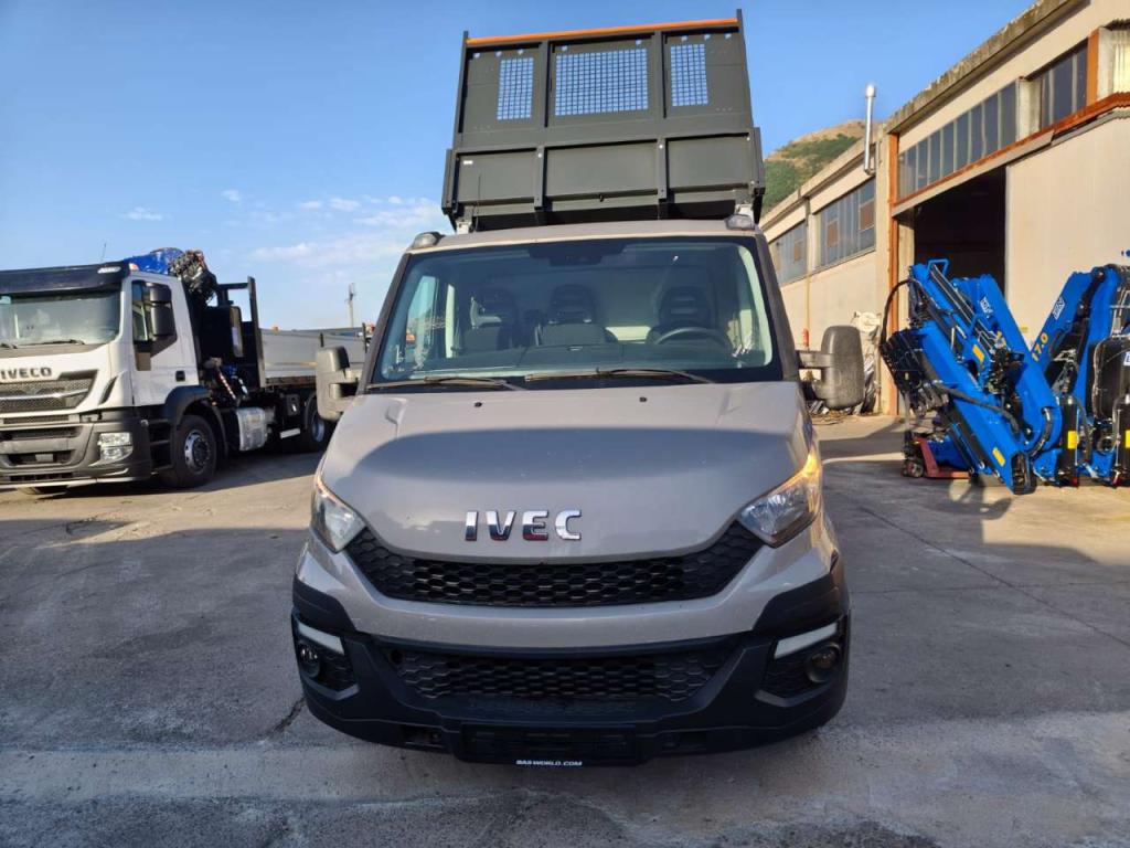 Iveco DAILY 35-130 Foto 17