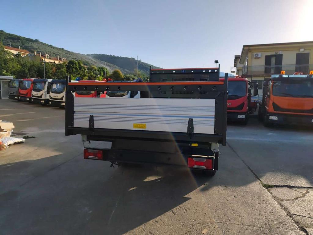 Iveco DAILY 35-130 Foto 23