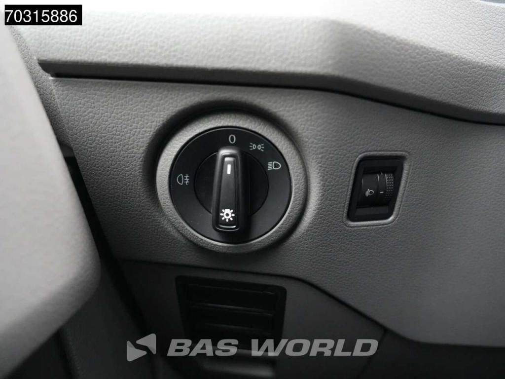 Volkswagen Crafter 140pk L3H3 Airco Camera Scherm L2H2 Airco Foto 20
