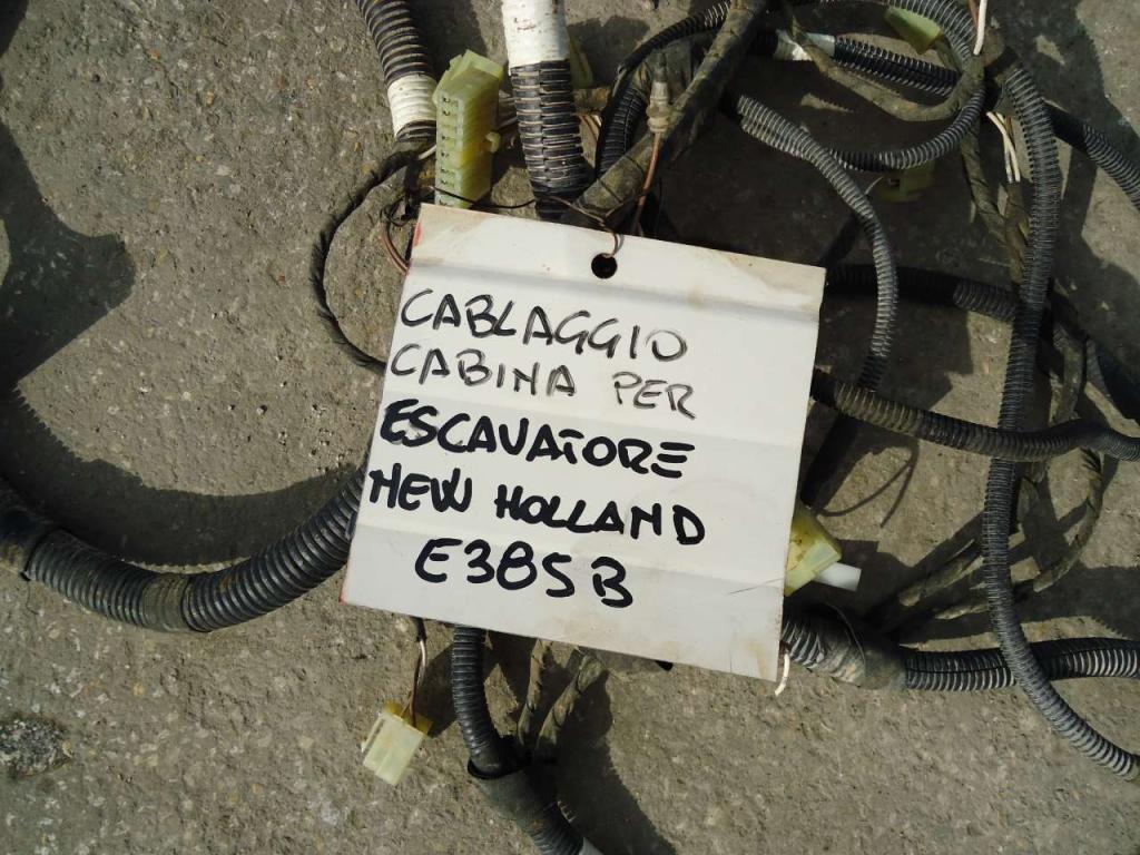 Cablaggio elettrico per New Holland E385B Foto 2