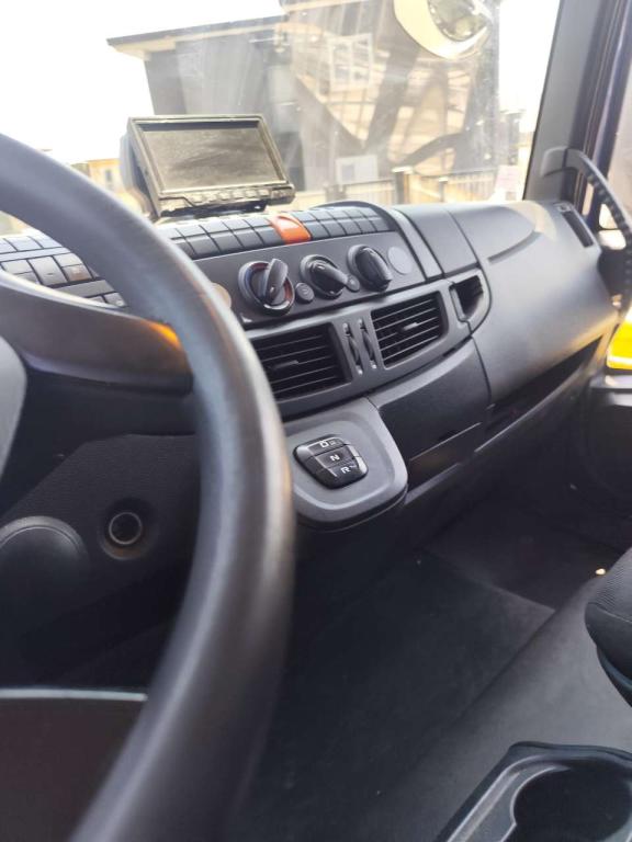 Iveco EUROCARGO CUBE 120-220 Foto 13