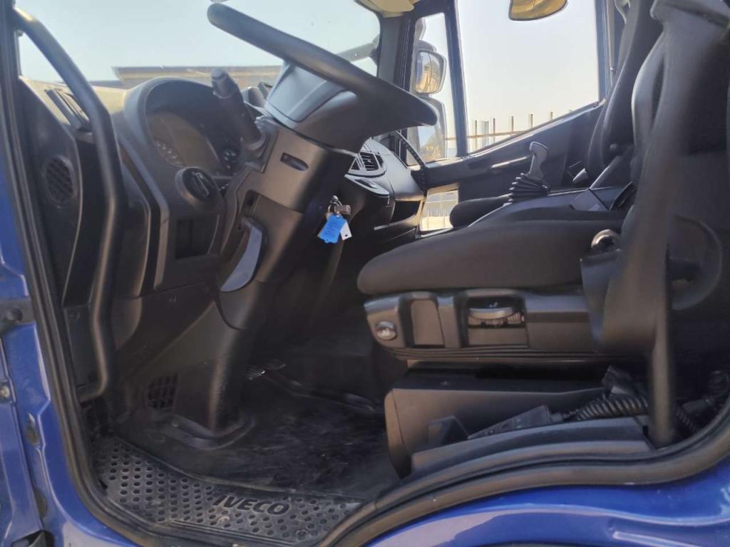 Iveco EUROCARGO CUBE 120-220 Foto 6