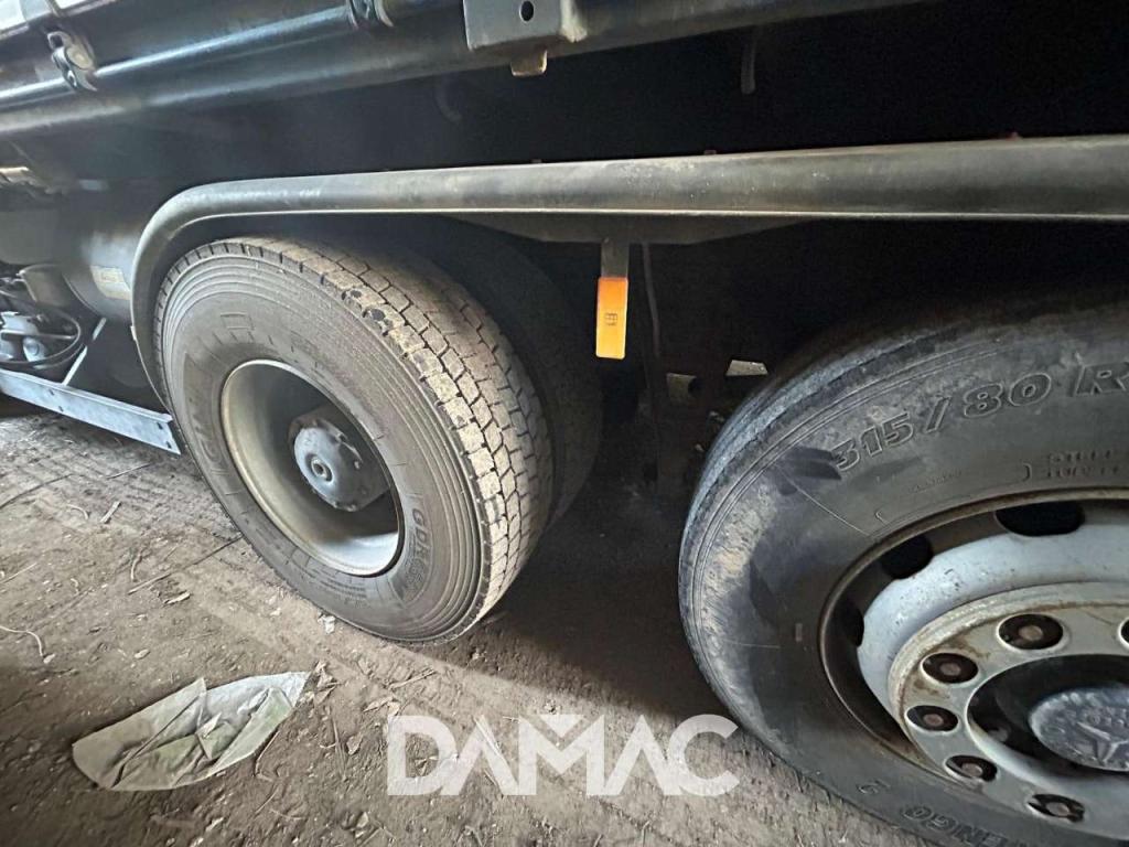 Mercedes-Benz ACTROS 1831 Foto 5
