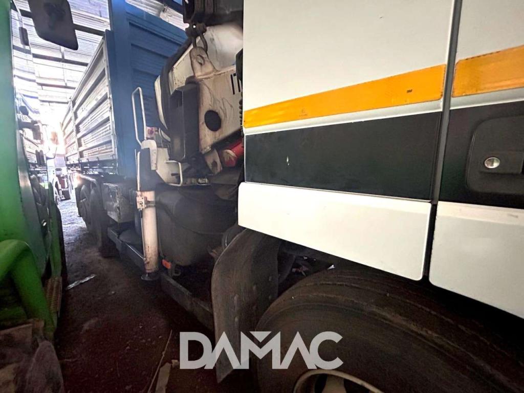 Mercedes-Benz ACTROS 1831 Foto 9