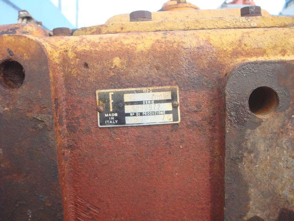 Scatola (barca) per FIAT ALLIS E DOZER FL10B - AD10C - AD10B Foto 2