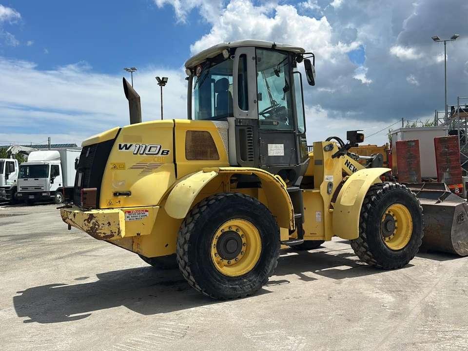 New Holland W110 Foto 3