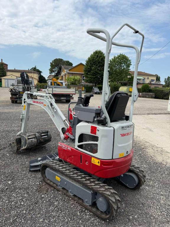Takeuchi TB 210 R Foto 3