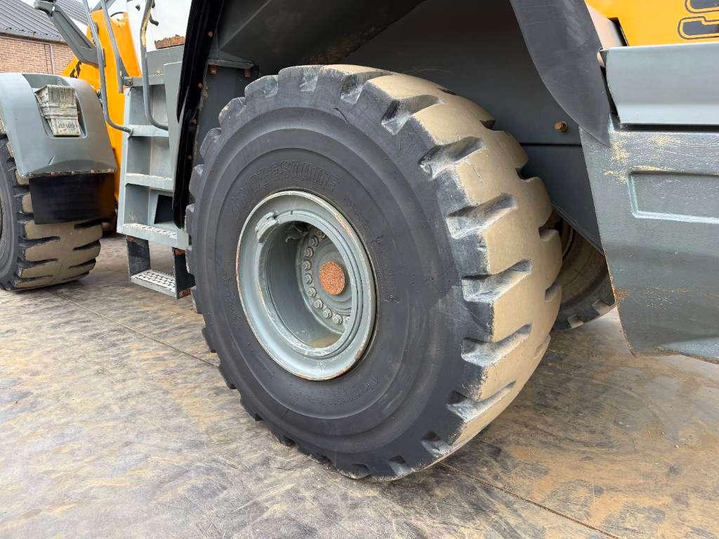 Liebherr L580 - Quick Coupler / 4 Good Tyres! Foto 26