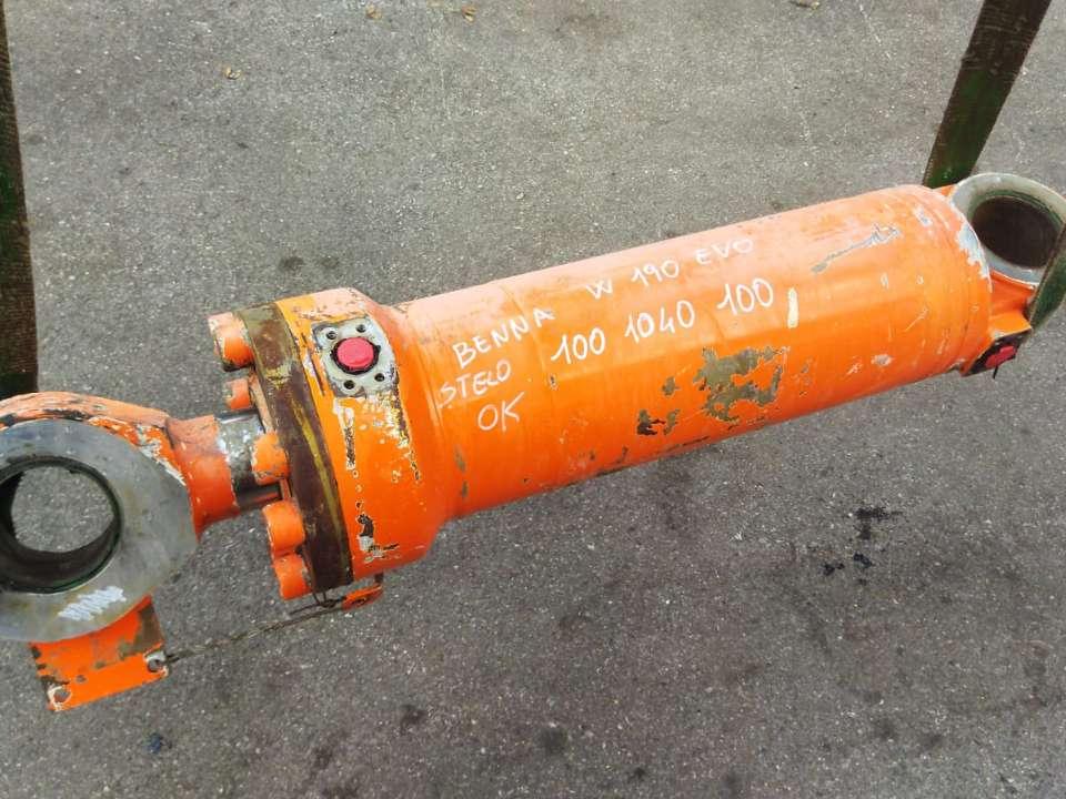 Pistone rotazione benna per Fiat Hitachi W 190 Foto 1